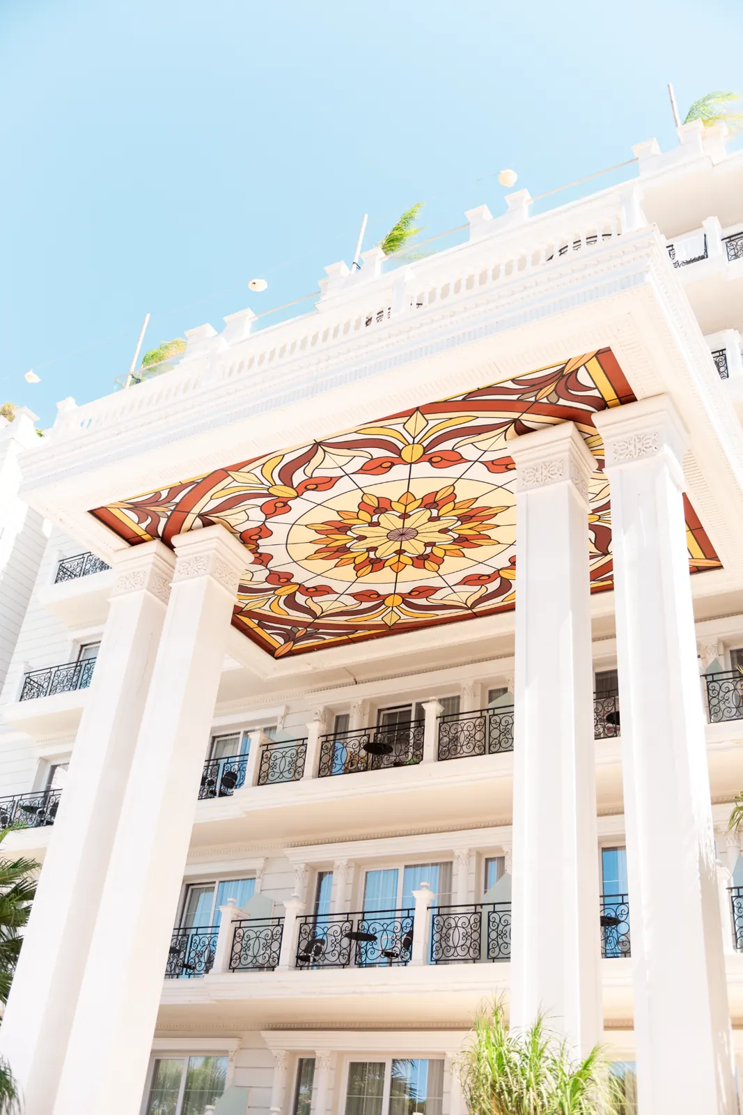 Family Hotel in Golem - Amelia Mare Hotel